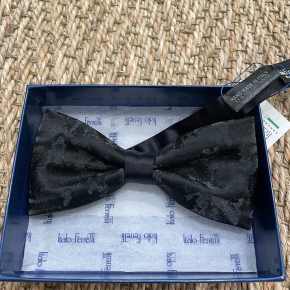 Italo Ferretti Silk Bowtie